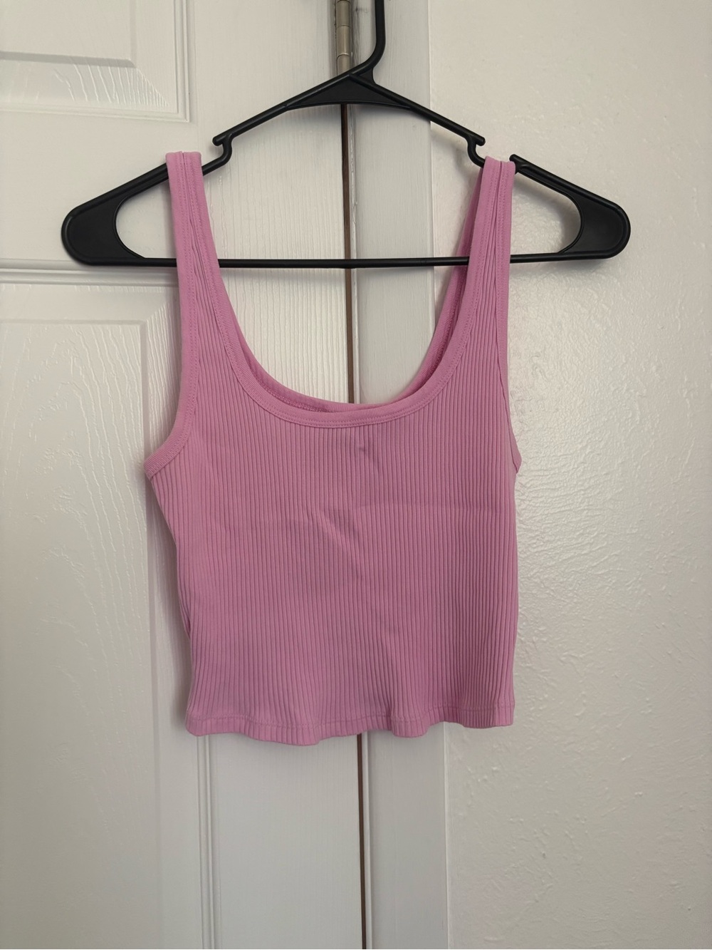 Old Navy Pink Ribbed Crop Tank Top